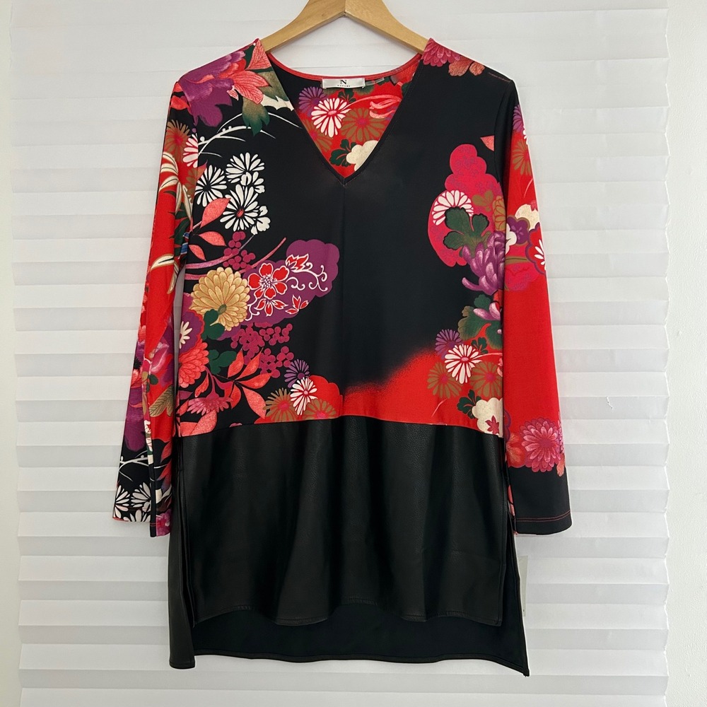 Natori Womens Floral Print Mixed Media Faux Leather Tunic Top Black Red Size M